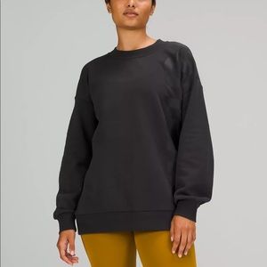 Lululemon | Perfectly Oversized Crew Logo NWT